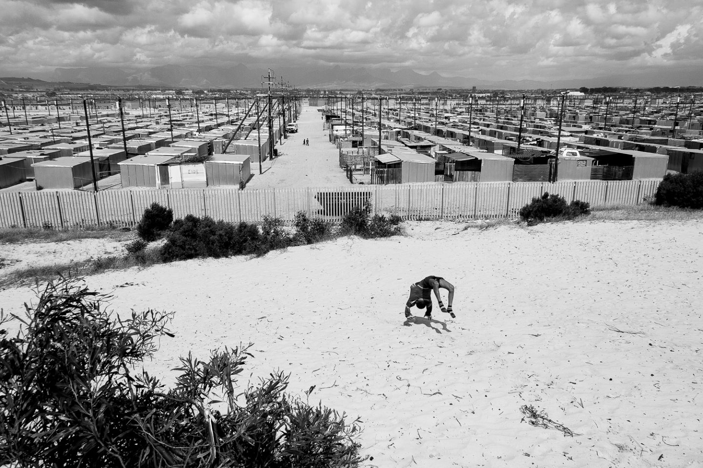 Overlooking one of Western Cape’s temporary housing projects, Blikkiesdorp, 2010.